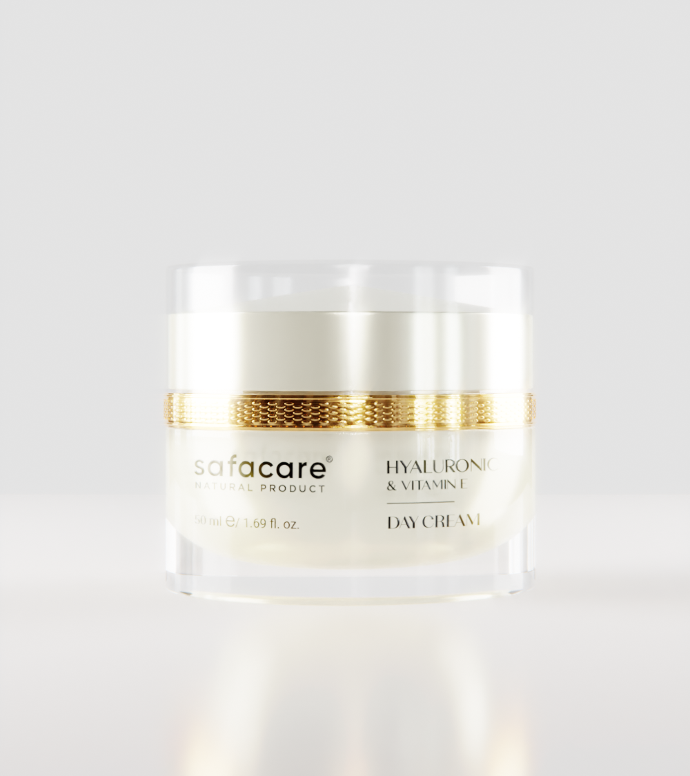 Day cream containing hyaluronic acid and vitamin E
